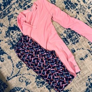 Bright pink Victoria’s Secret thermal